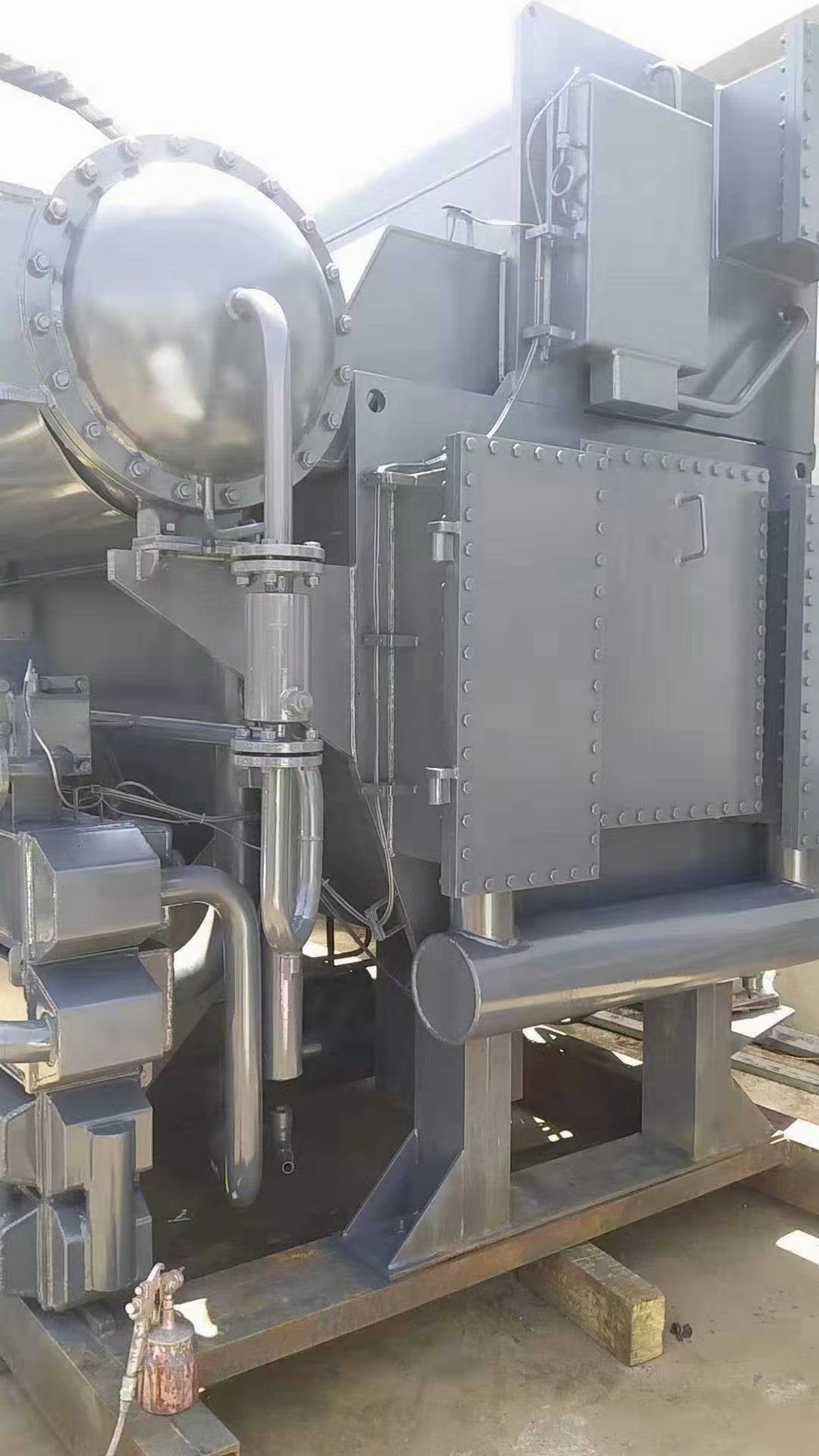 溴化鋰溶液及設備配件